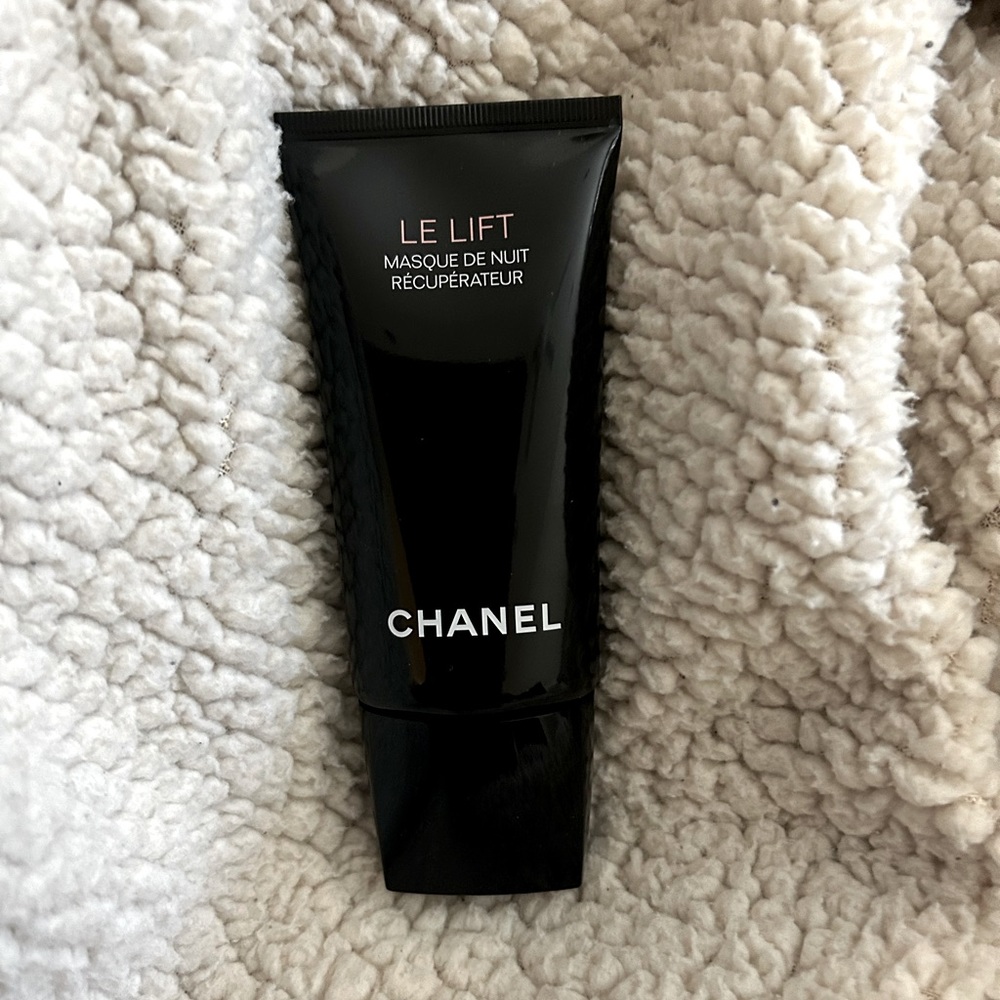 Chanel Le Lift night masque